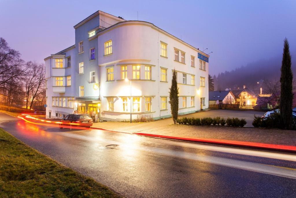 Hotel Grand تانفالد المظهر الخارجي الصورة