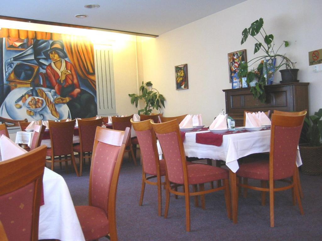 Hotel Grand تانفالد المظهر الخارجي الصورة